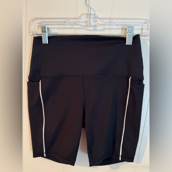 SPYDER ACTIVE BLACK HIGH WAIST SIDE POCKET BIKE SHORTS SIZE S - Picture 3 of 10